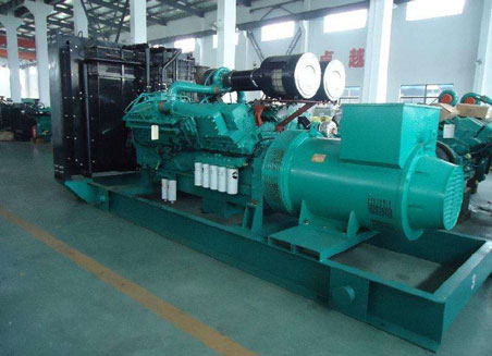 隆德800kw康明斯柴油发电机组图片 隆德800kw康明斯柴油发电机组图片